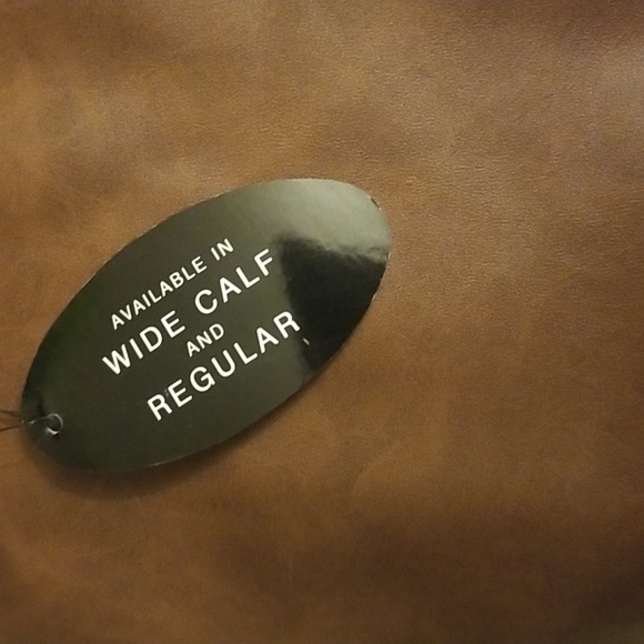 Boots - Picture 3 of 8